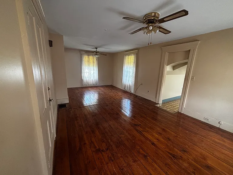 5 Maple St #2 — Photo 6