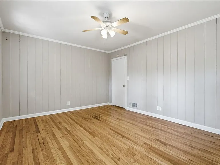 2140 Oakawana Dr NE — Photo 22
