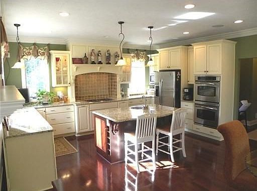 5th image of 5050 Hawk Hollow Dr E