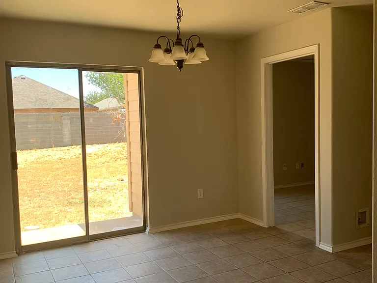 2615 Bandera Dr — Photo 5