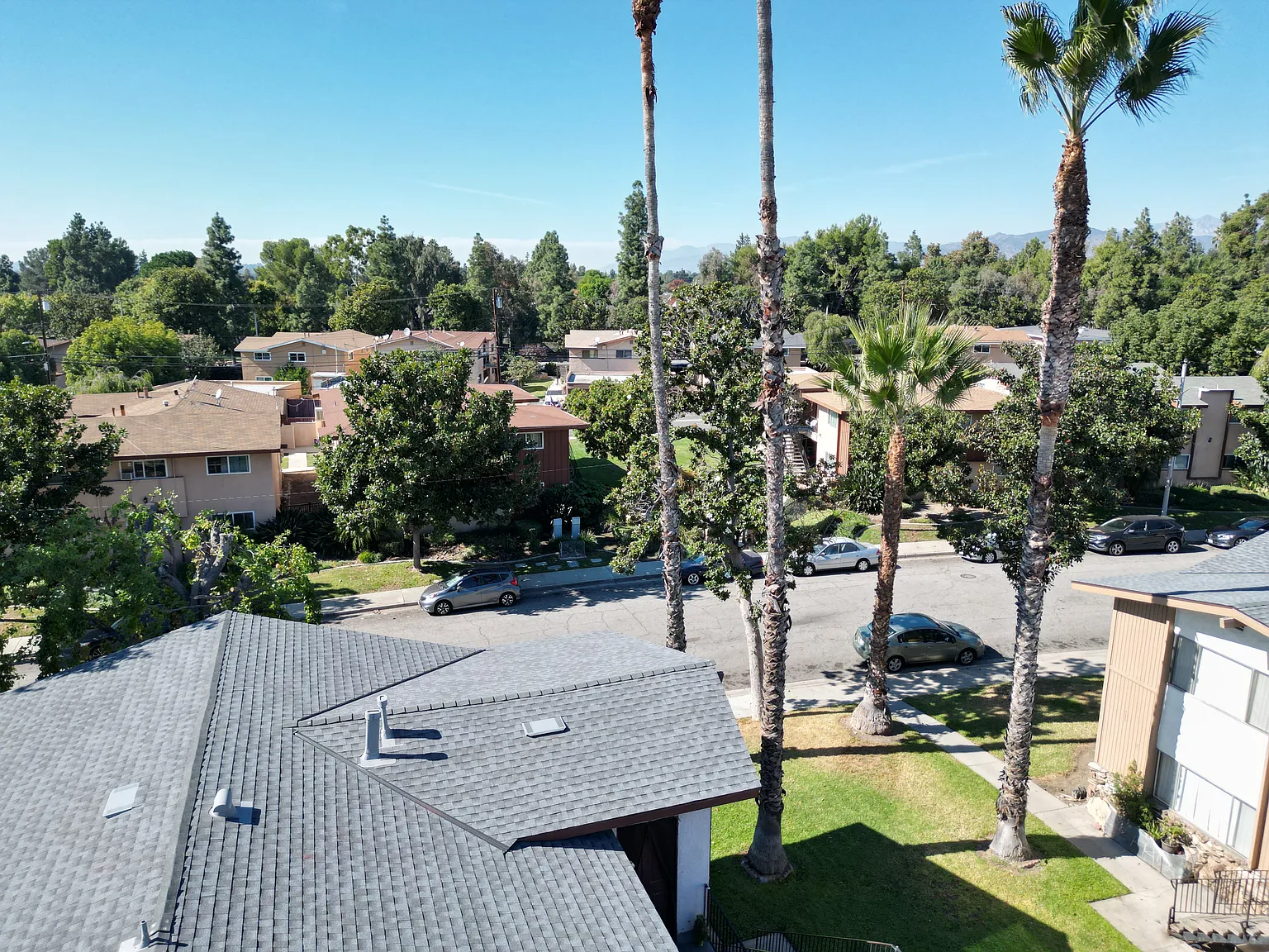 2 bed, 900 sqft, $2,095 — Photo 1