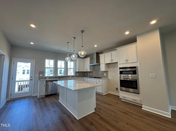 809 Hyperion Aly, Wake Forest, NC 27587