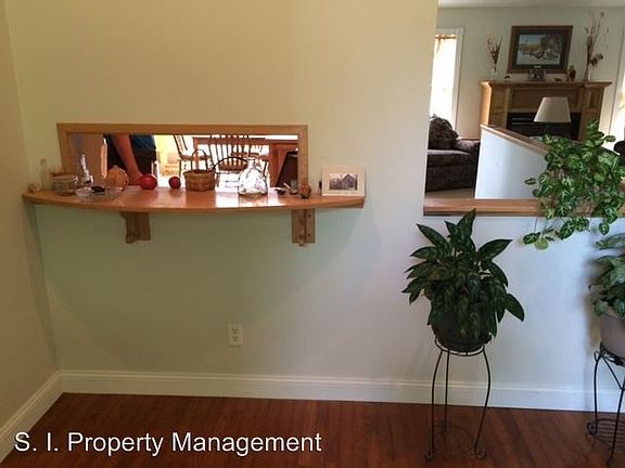 4th image of 1101 Harmony Ln