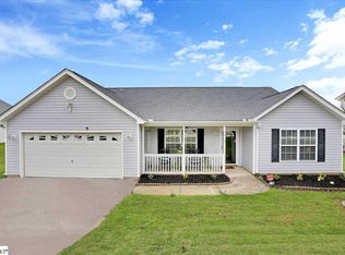 1910 Country Apple Ct, Fountain Inn, SC 29644