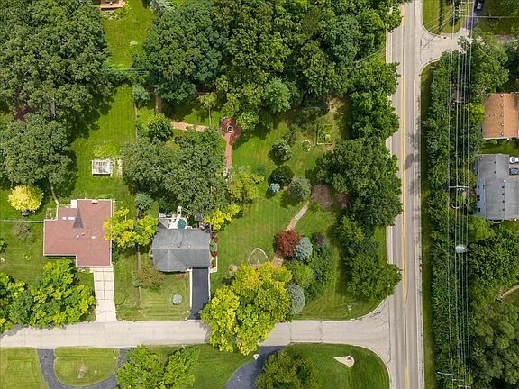 2nd image of 25961 W Marquette Dr