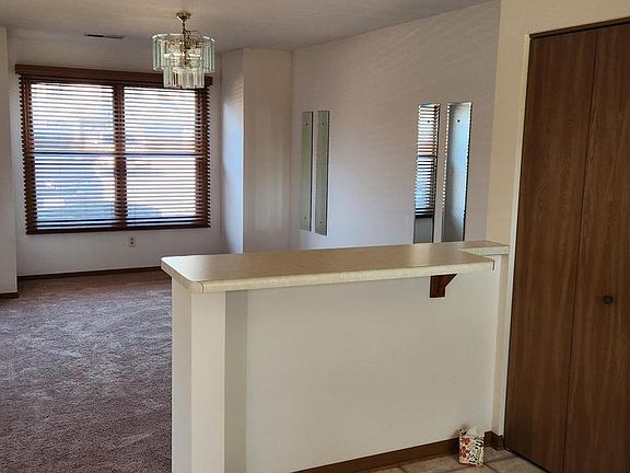 4th image of 5516 Cambridge LANE #4