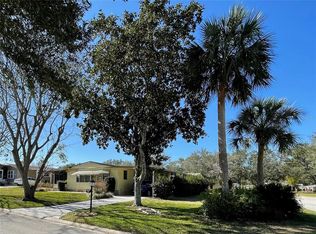 2470 Fairbluff Rd #1551, Zellwood, FL 32798