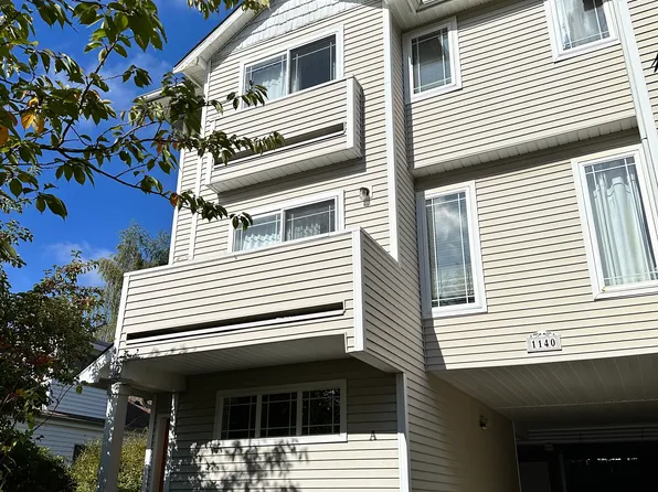 1140 N 93rd St, Seattle, WA 98103