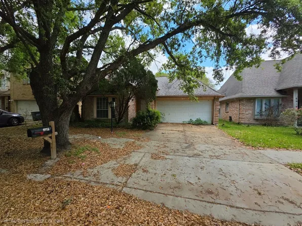 6915 Cape Forward Dr, Houston, TX 77083