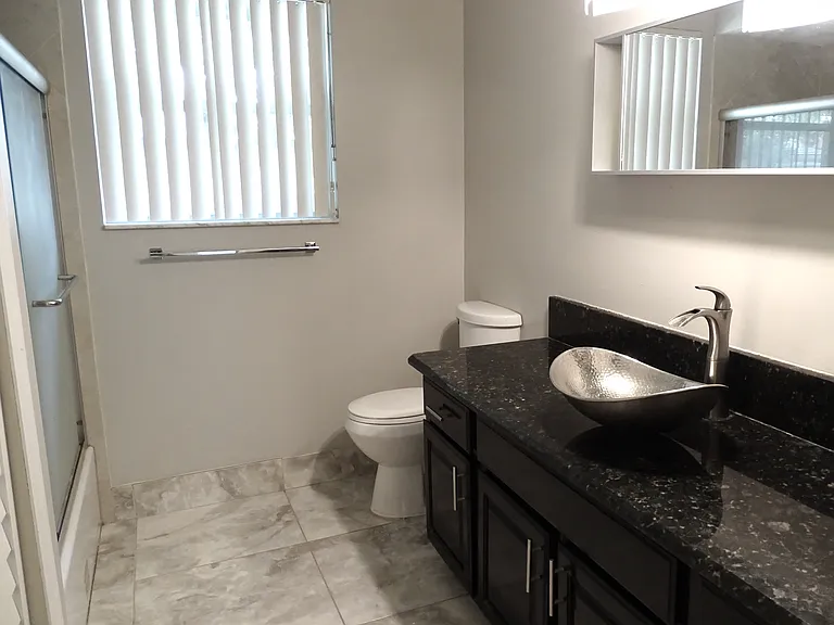 6325 Winding Lake Dr — Photo 25