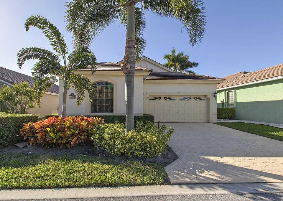 1st image of 10309 Lexington Lakes Blvd S