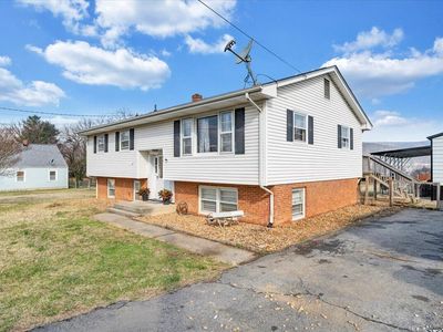 1541 Penley Blvd, Salem, VA, 24153