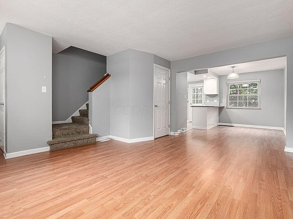 3rd image of 1060 Sells Ave APT E