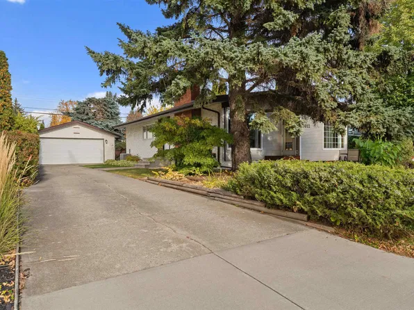 15012 77th Ave NW, Edmonton, AB T5R 3B3