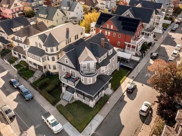 69 Greenwood St, Dorchester, MA 02121