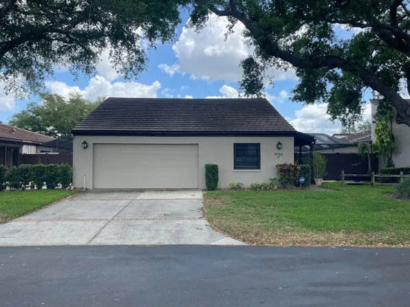3752 Glen Oaks Manor Dr, Sarasota, FL 34232