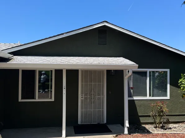 452 Valley View Dr, Oakdale, CA 95361