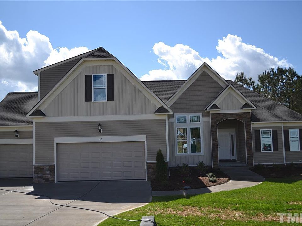 1st image of 35 Breadnut Dr
