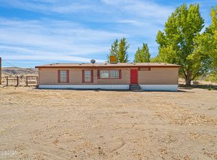 613 Pete Hendrichs Rd, Yerington, NV 89447