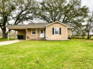 2125 Shanks Rd, Angleton, TX 77515