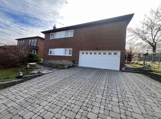 23 Beardmore Cres, Toronto, ON M2K 2P3