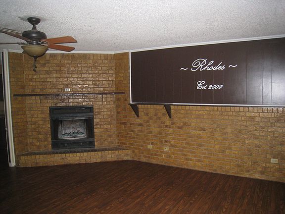 2nd image of 309 Nettie Ln
