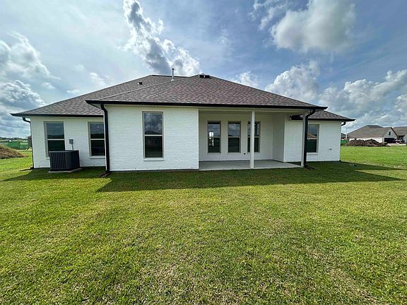 5th image of 253 Kingswood Ave