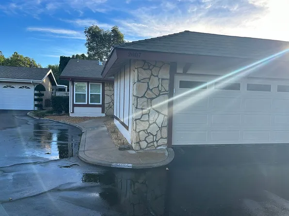 2007 Barclay Ct, Santa Ana, CA 92701