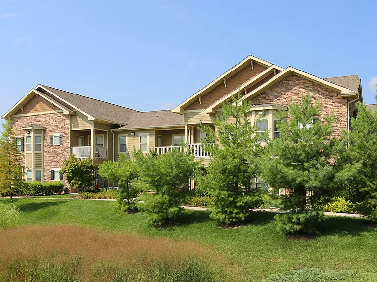 Sovereign at Overland Park — Photo 40