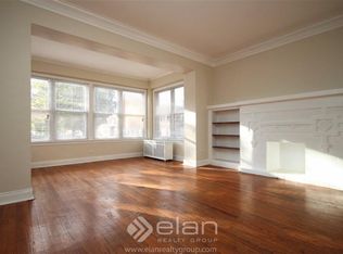 3853 W Palmer St #1W, Chicago, IL 60647