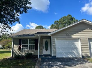 102 Blitford Ave, Rossville, GA 30741