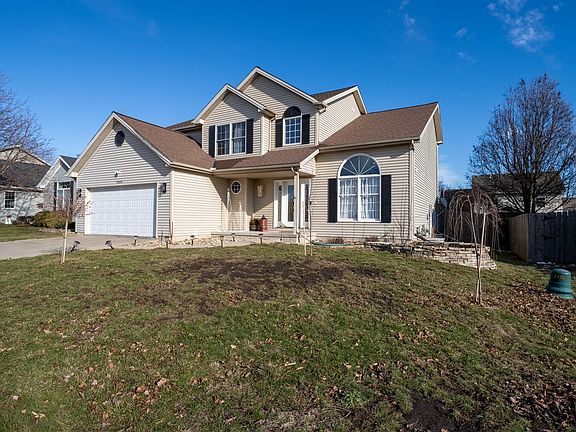 3rd image of 1504 Estate Dr