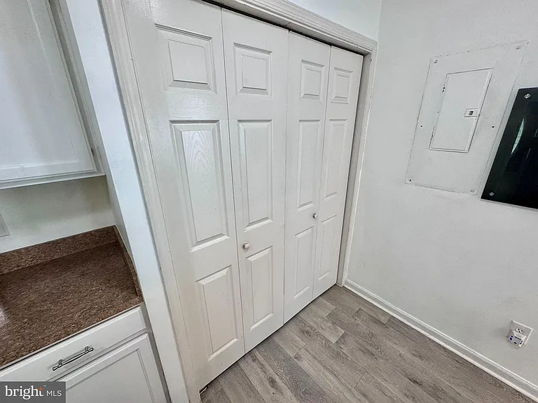2038 Dewey Dr — Photo 13