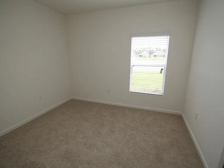 561 Dillard Dr SE — Photo 11