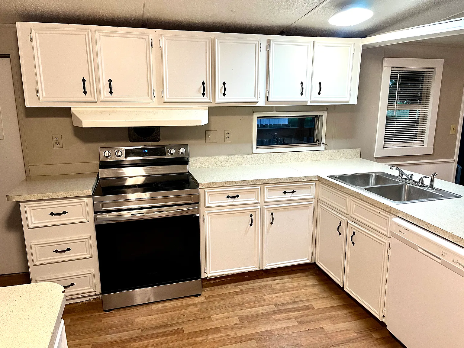 13297 Pecan Tree Drive — Photo 1