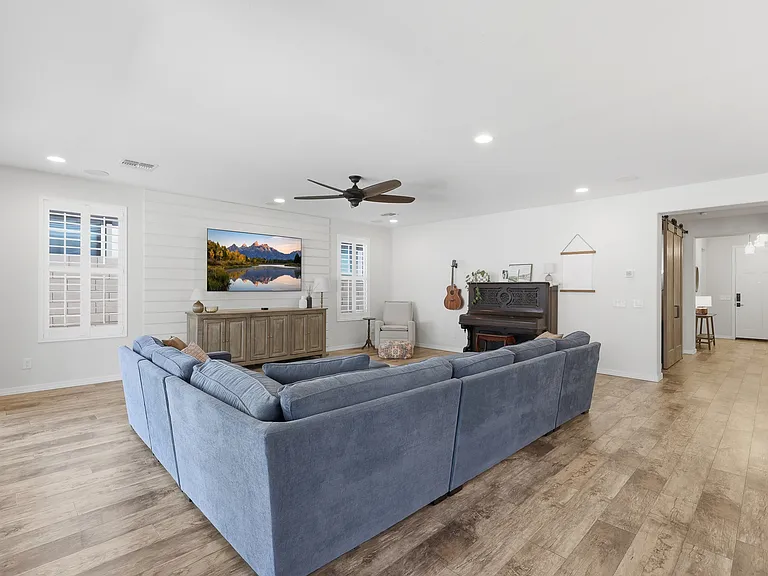 7228 W Tombstone Trl — Photo 11