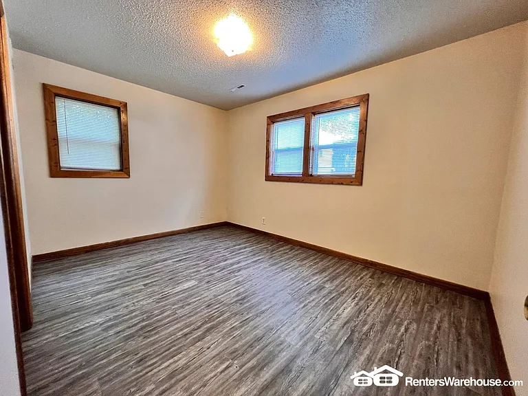 303 S Madison St #1 — Photo 5