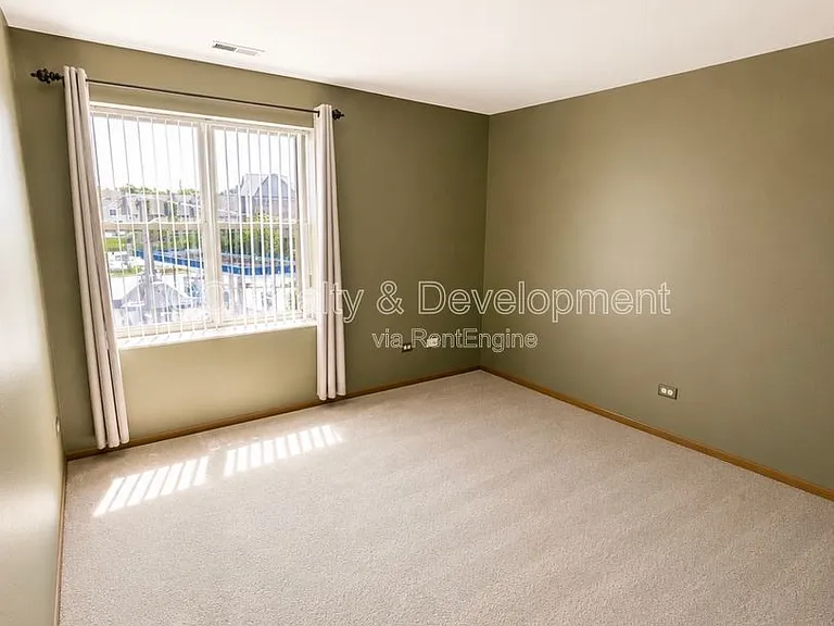 57 E Hattendorf Ave #301 — Photo 6