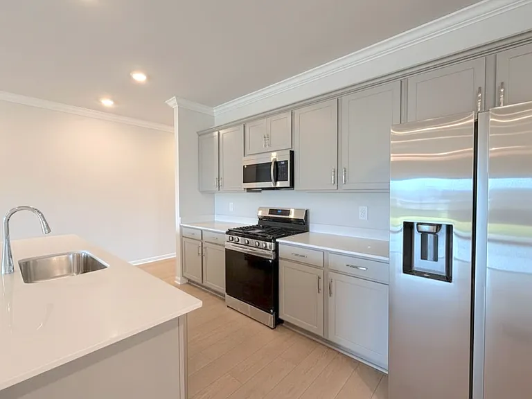 17969 Longleaf Dr — Photo 10