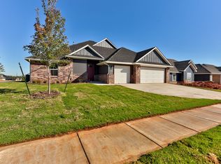 3009 Hollow Crest Ln, Norman, OK 73071
