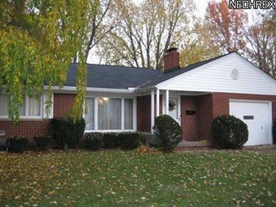 422 Concord Ave, Elyria, OH, 44035