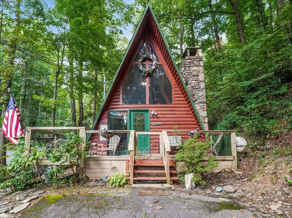 1188 Ski Mountain Rd, Gatlinburg, TN 37738