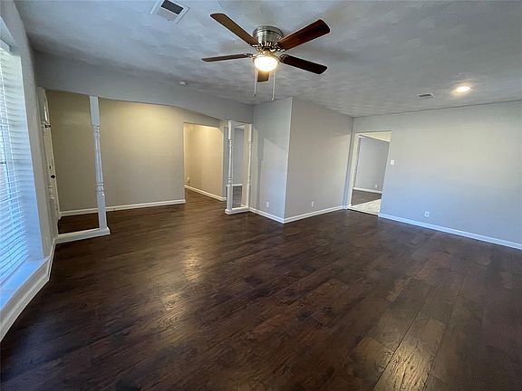 5th image of 1326 Sunny Glen Dr