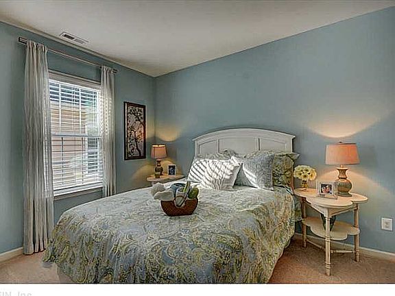 4th image of 6409 Isabella Dr