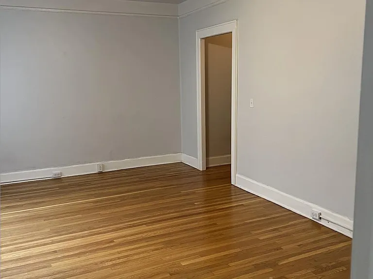 2015 NW Flanders St #304 — Photo 10