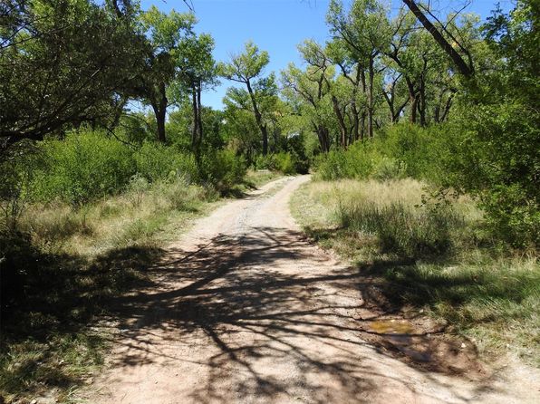 42 Private Dr #1622, Abiquiu, NM 87510