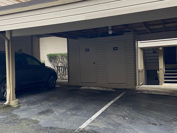 4th image of 14609 NE 45th St APT E3