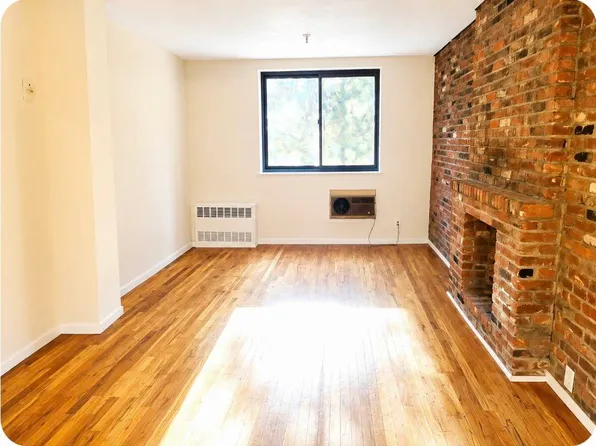 518 East 80th Street image 1 of 4