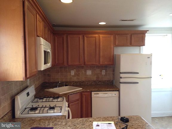 5th image of 909 S 12th Street # Fl 3rd