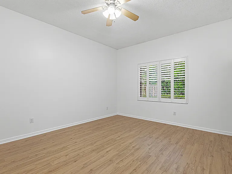 10168 Lombardy Dr #10168 — Photo 14